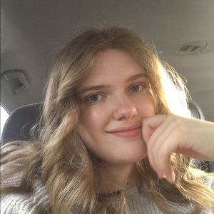 Meet your Posher, Kiah